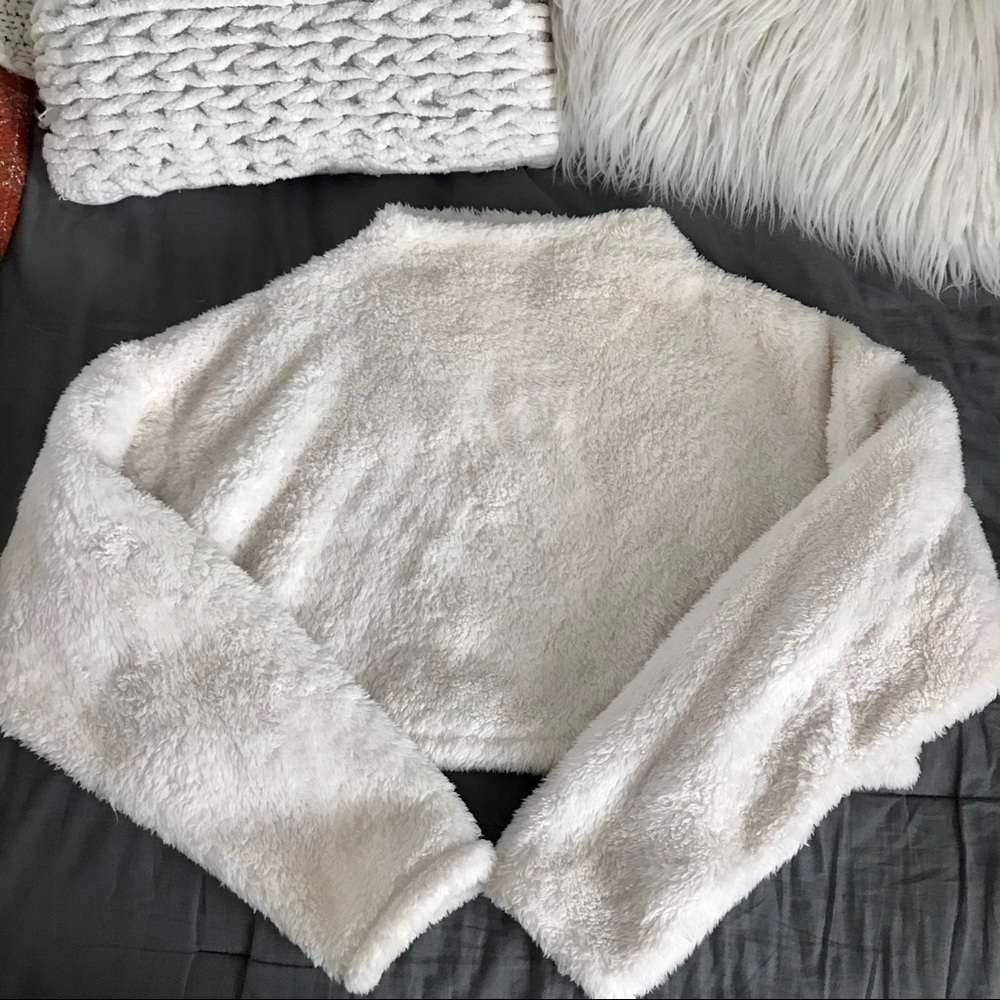 Fuzzy Lounge Cropped Jumper